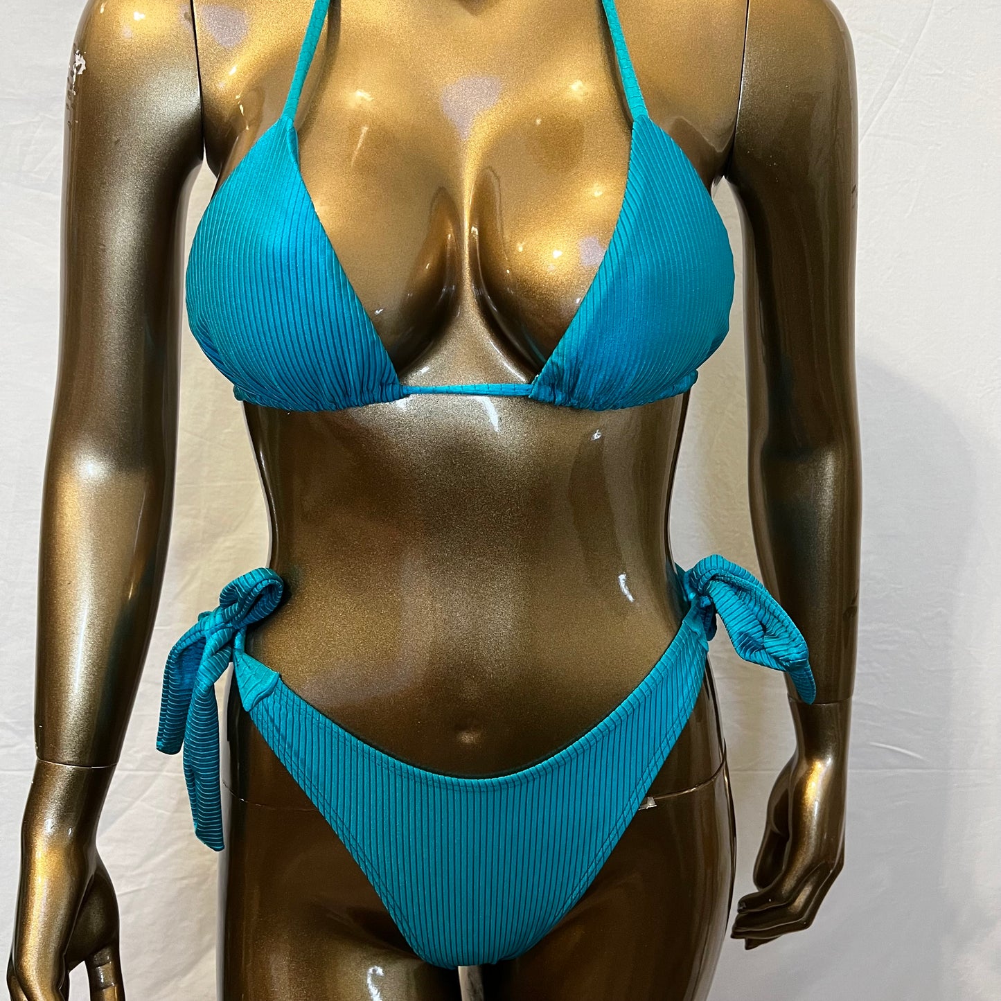 CÉU Triangle Top - On The Lo Swimwear