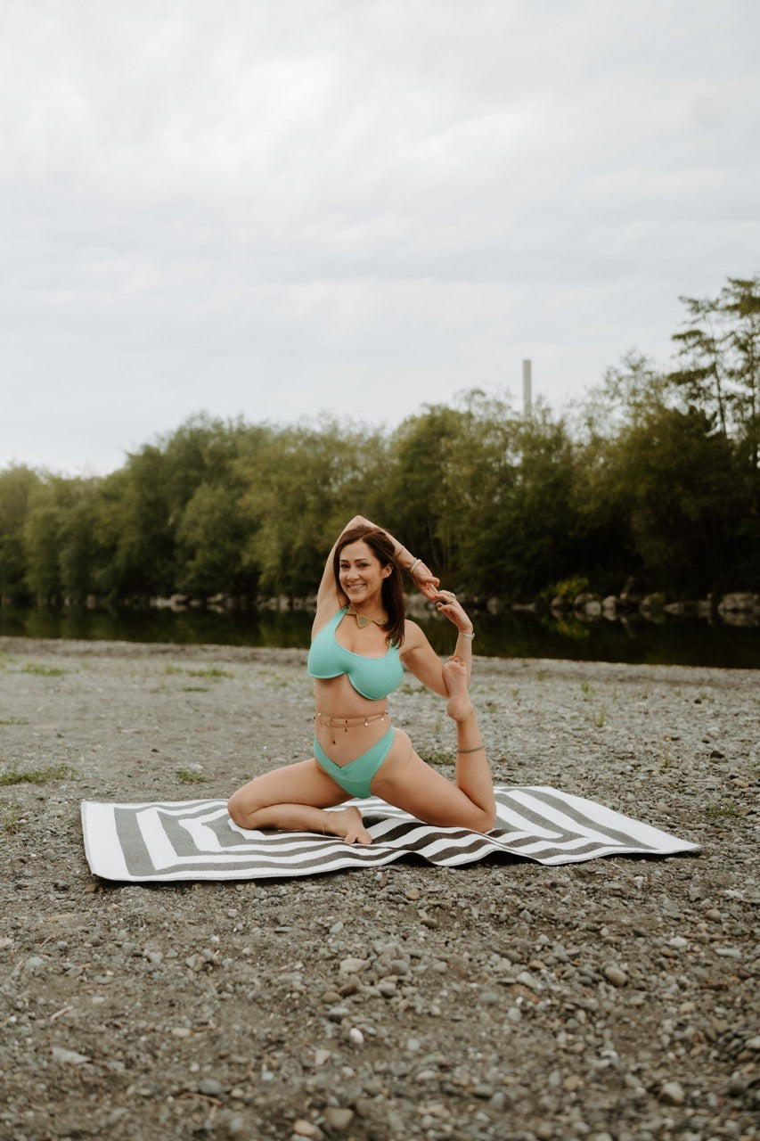 Haleiwa Adjustable Push-Up Top - On The Lo Swimwear
