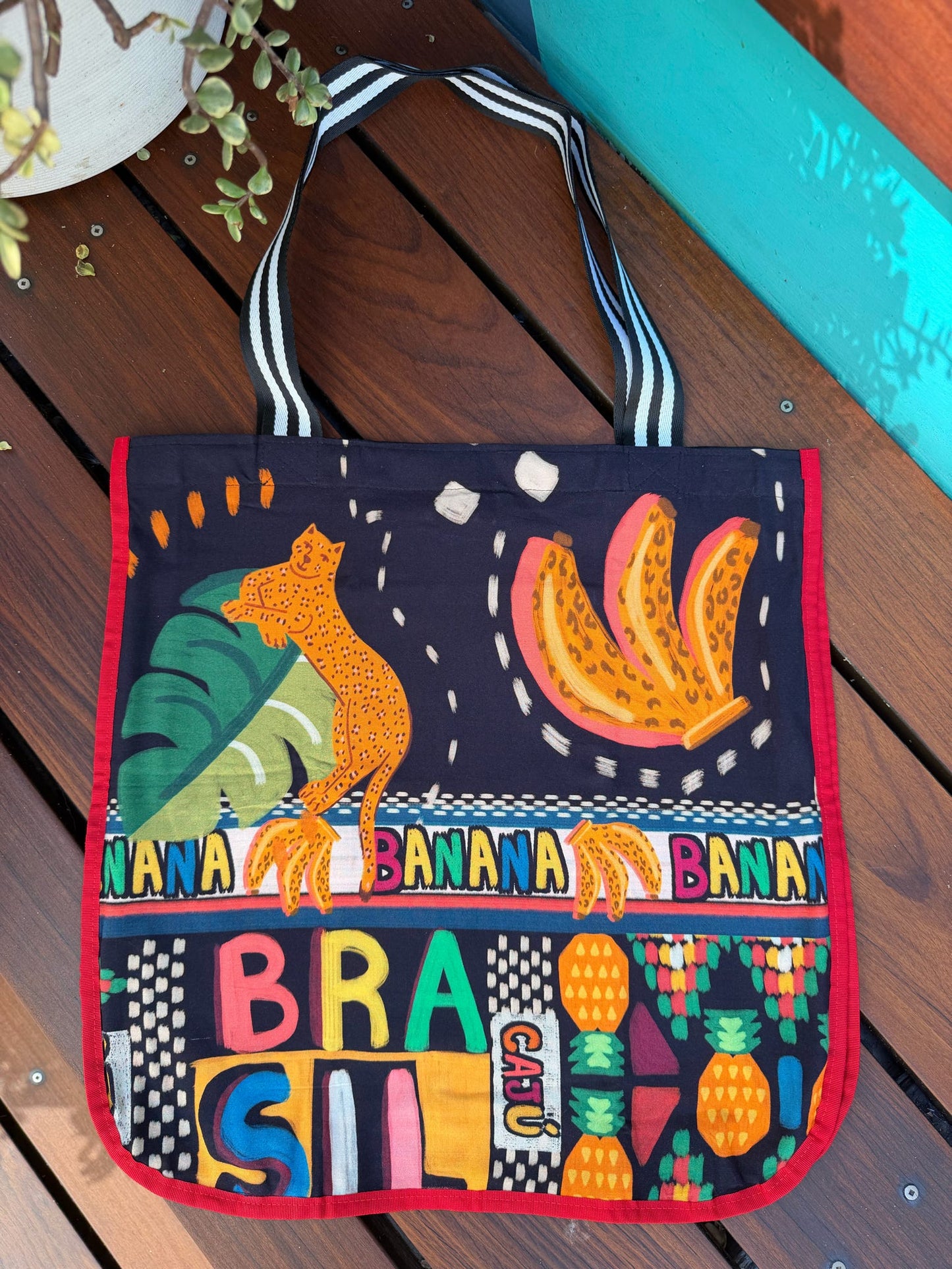 Bolsa Banana Brasil = Banana Brasil Tote Bag - On The Lo Swimwear