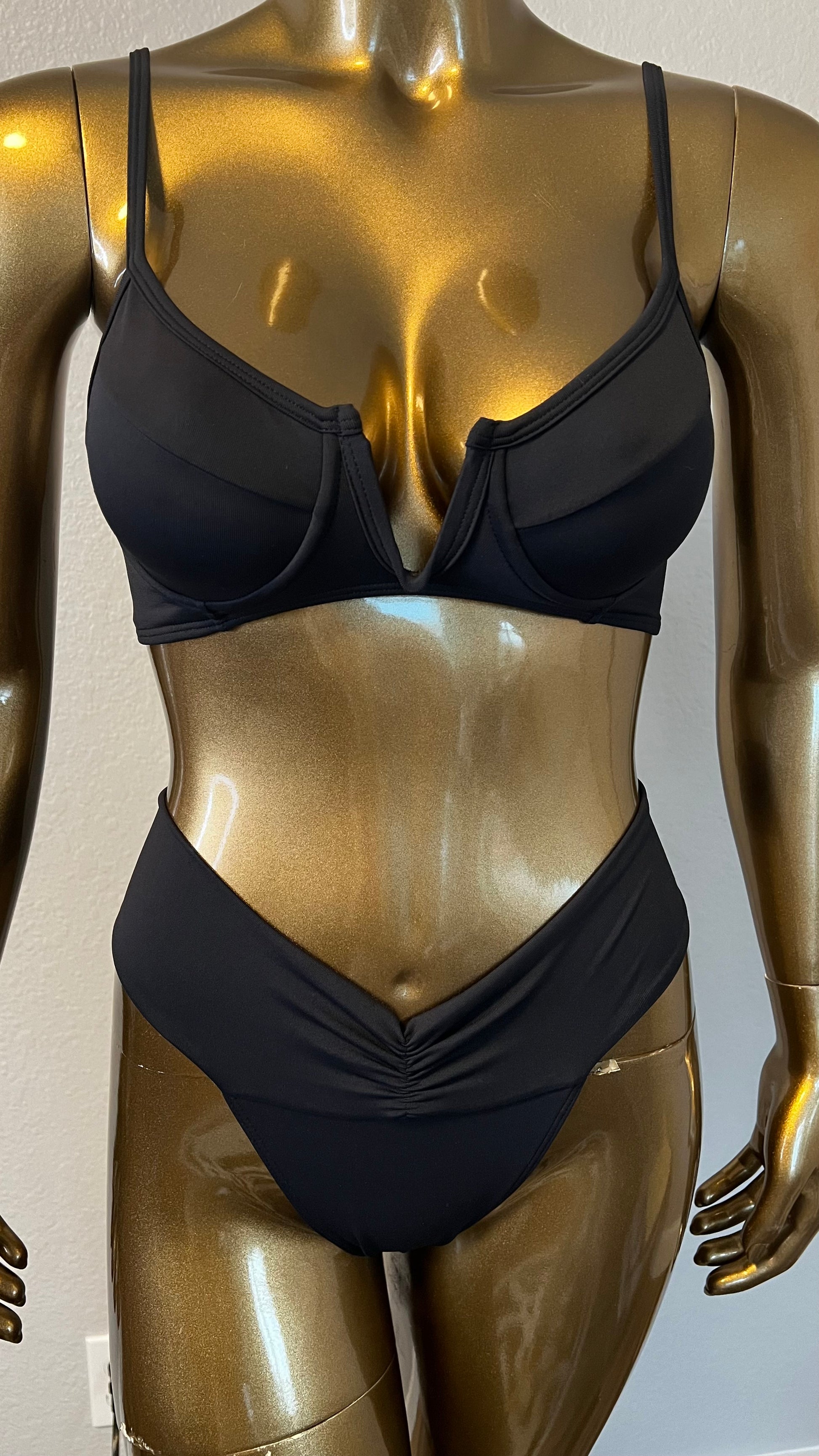 Textured Black Push-Up Balconette Bikini Top - Top Cotele-Preto  Balconet-Pushup