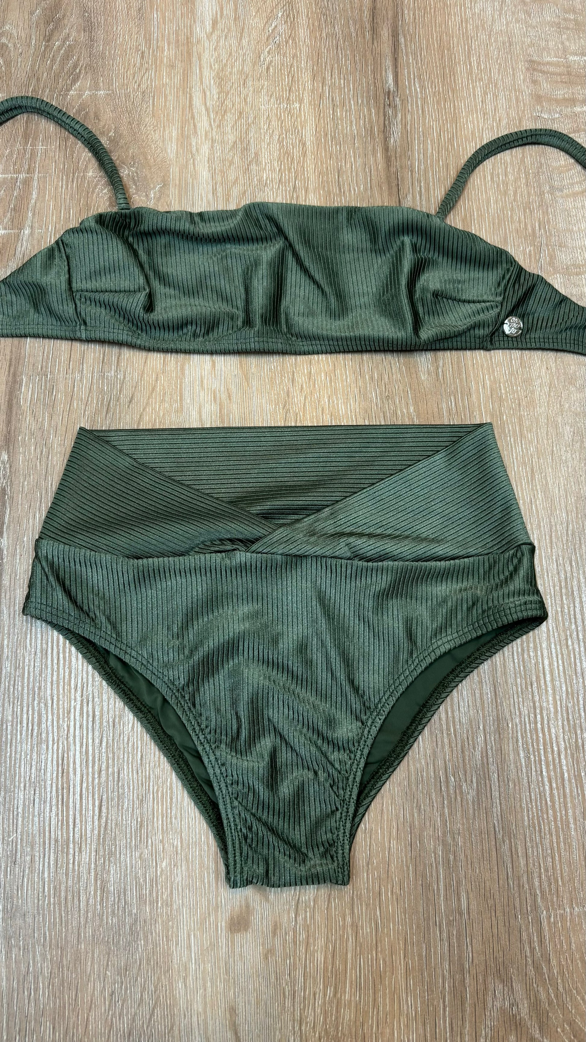 GRAVIOLA BOTTOMS- V-Cut High Waist Full Coverage Bottoms - On The Lo Swimwear