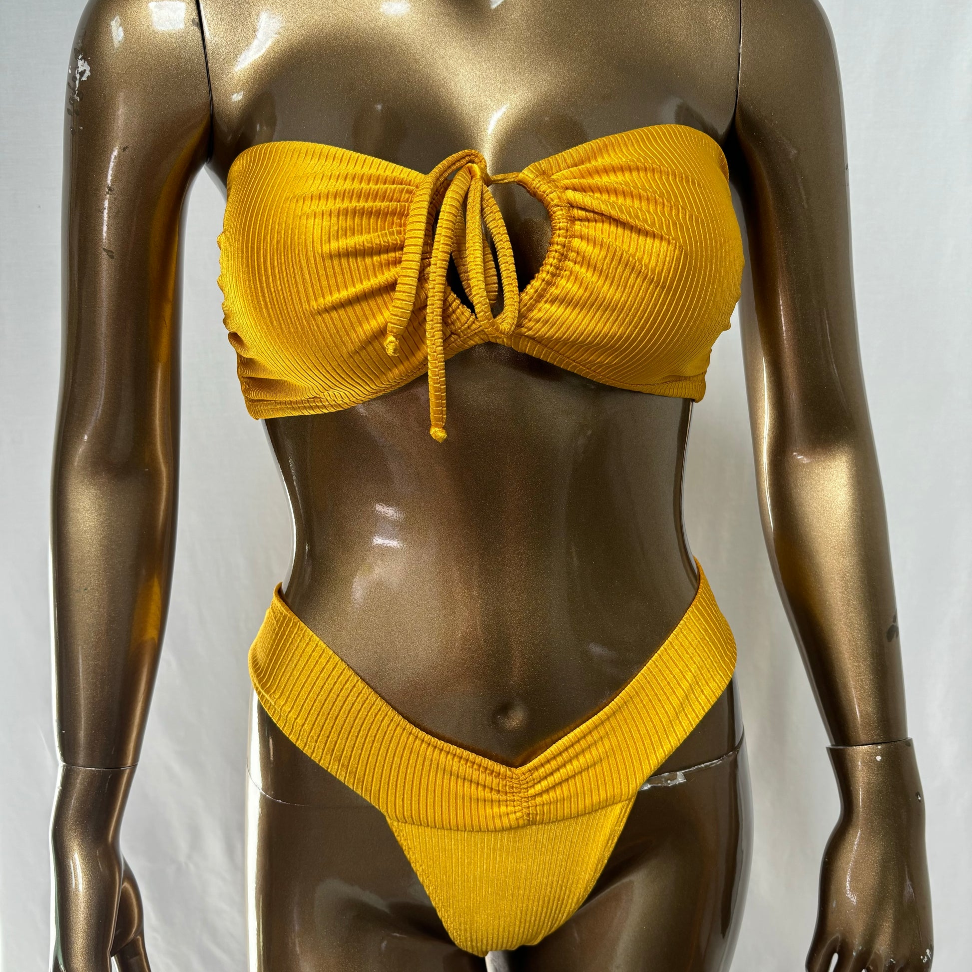 DENDÊ Tear Drop Bikini Top - On The Lo Swimwear